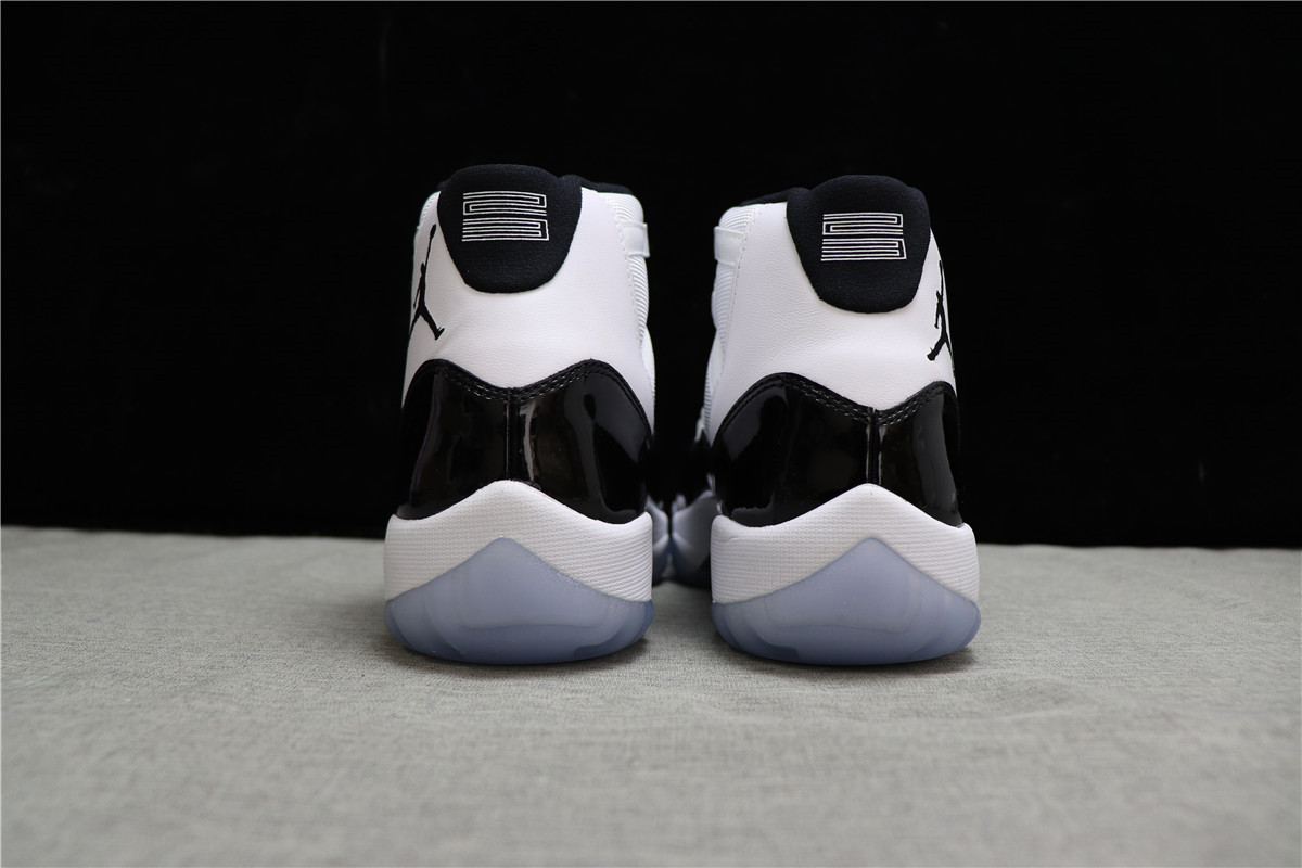 Authentic Air Jordan 11 (Xi) Retro Concord