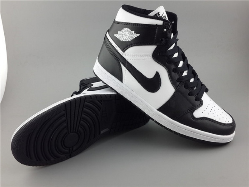 Authentic Air Jordan 1 Retro High OG Black White