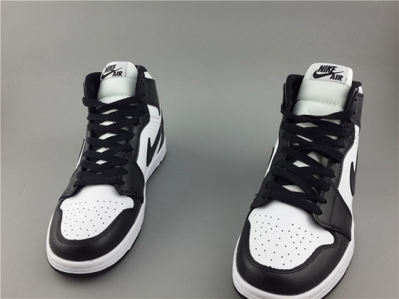 Authentic Air Jordan 1 Retro High OG Black White