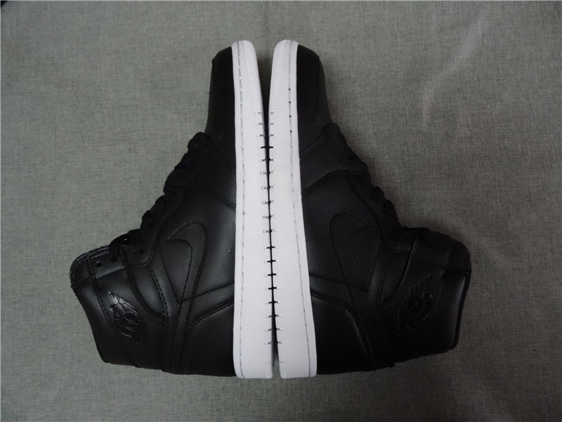Authentic Air Jordan 1 Retro High OG Oreo