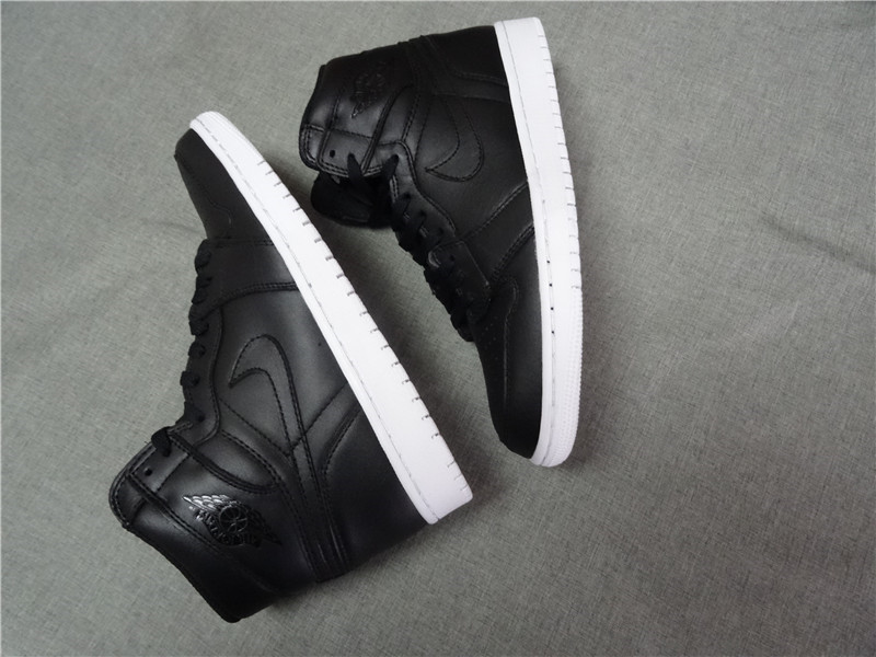 Authentic Air Jordan 1 Retro High OG Oreo