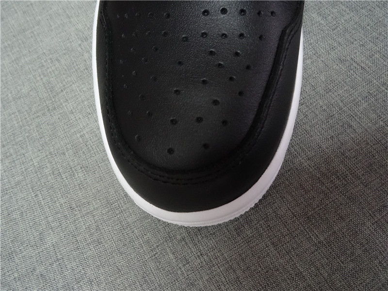 Authentic Air Jordan 1 Retro High OG Oreo