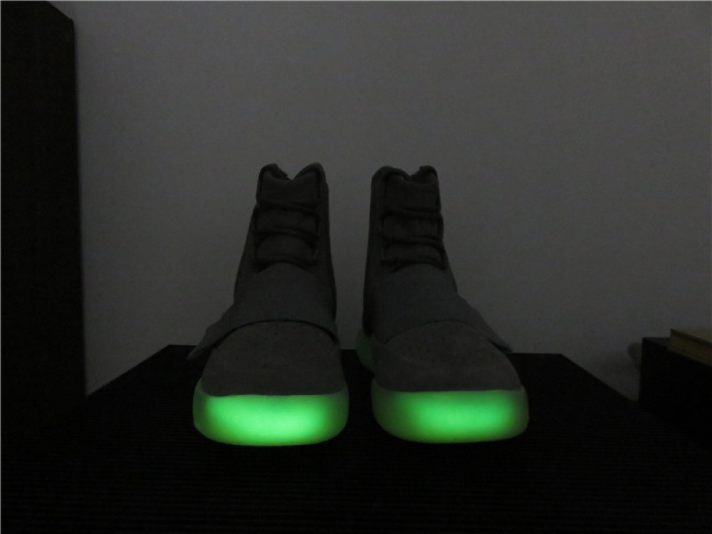 Adidas Yeezy Boost 750 Grey Gum