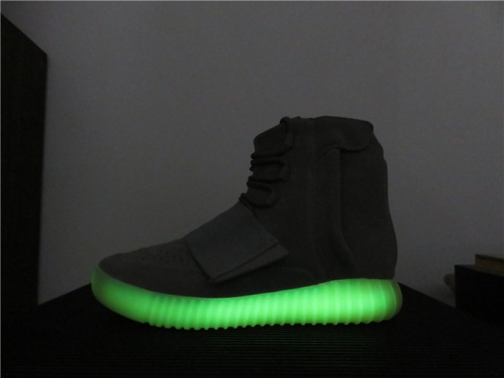 Adidas Yeezy Boost 750 Grey Gum