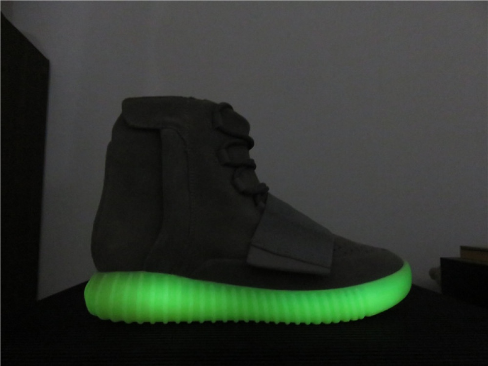 Adidas Yeezy Boost 750 Grey Gum