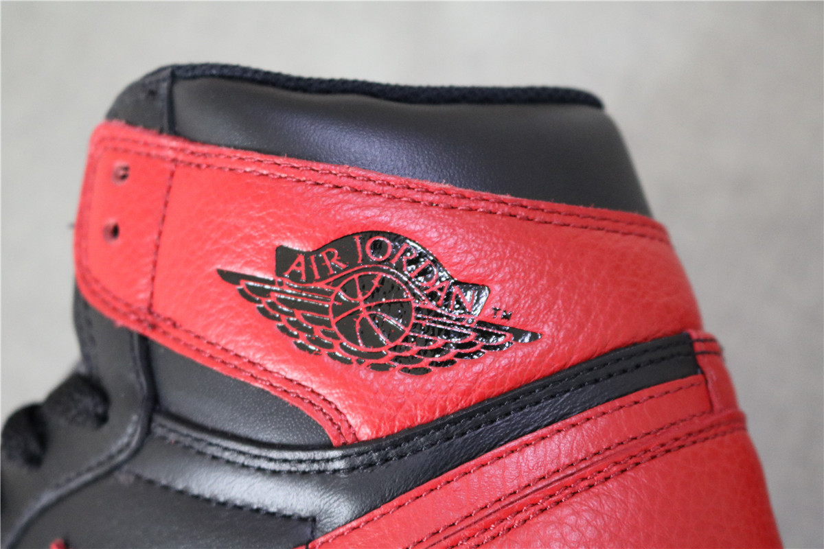 Authentic Air Jordan 1 Retro High OG Bred (2018)
