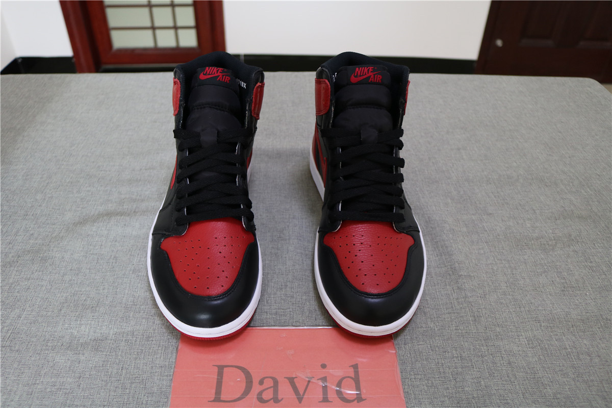 Authentic Air Jordan 1 Retro High OG Bred (2018)
