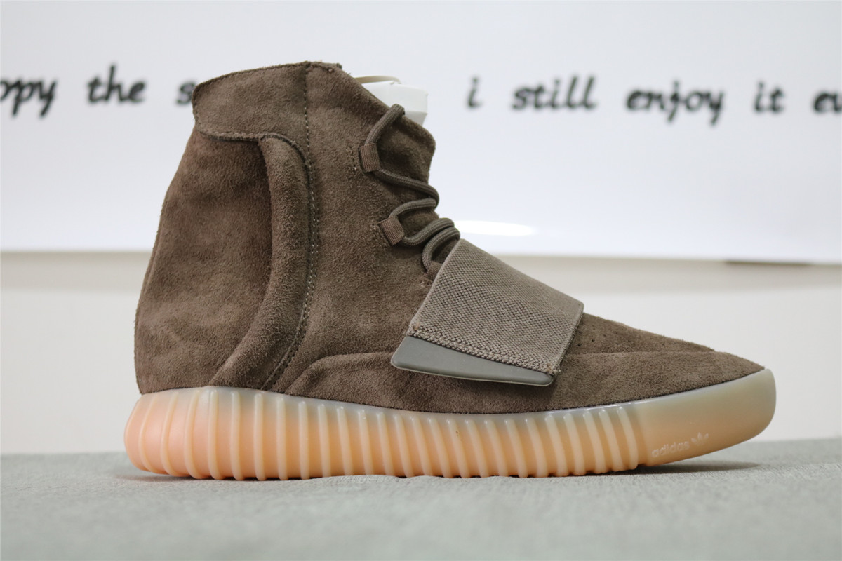 New Batch Adidas Yeezy 750 Boosts Chocolate