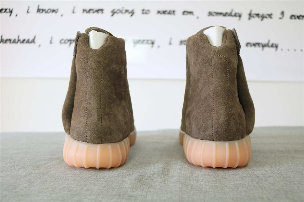 New Batch Adidas Yeezy 750 Boosts Chocolate