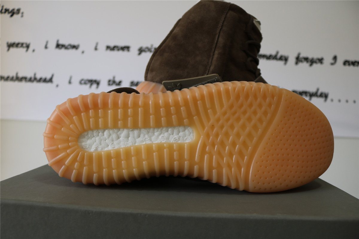 New Batch Adidas Yeezy 750 Boosts Chocolate