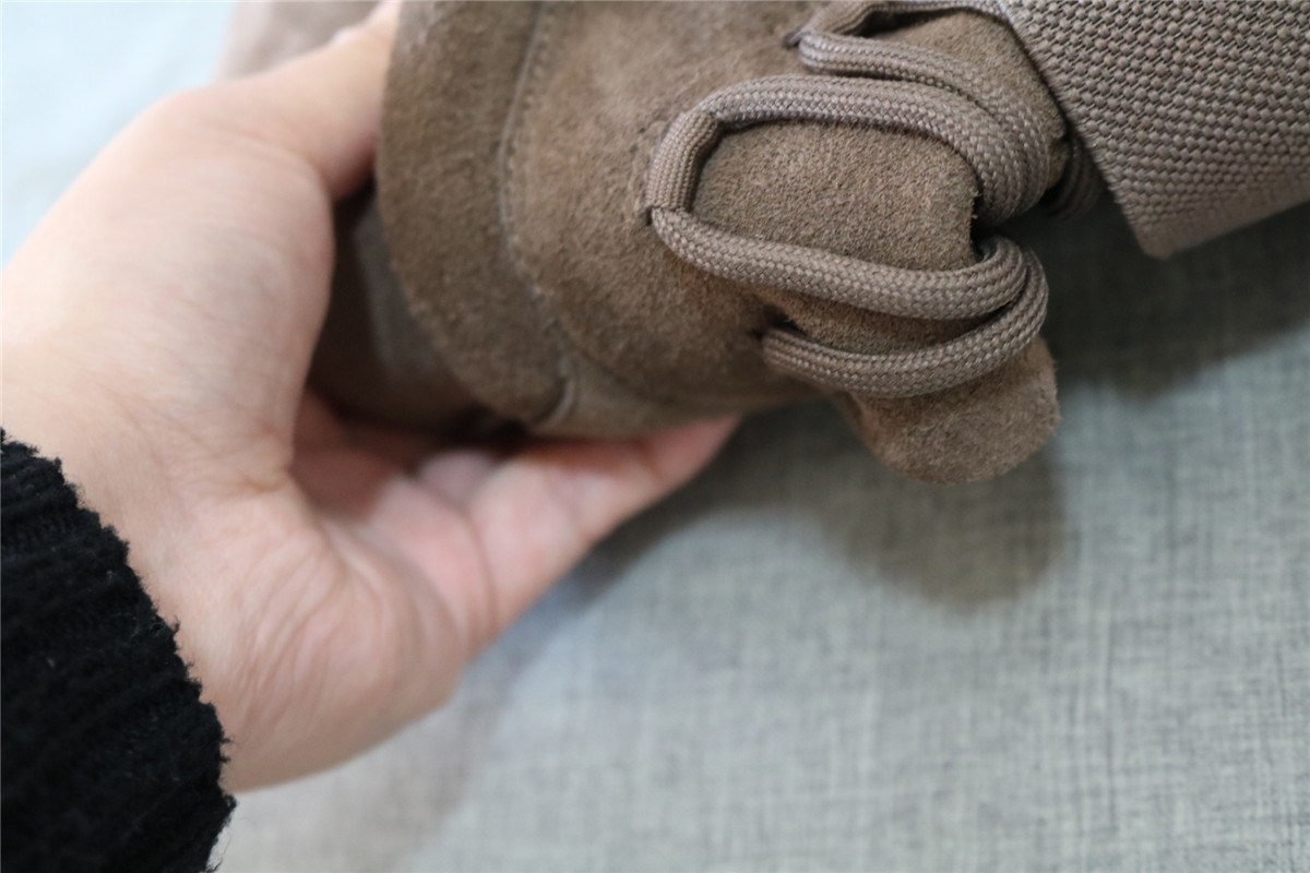 New Batch Adidas Yeezy 750 Boosts Chocolate