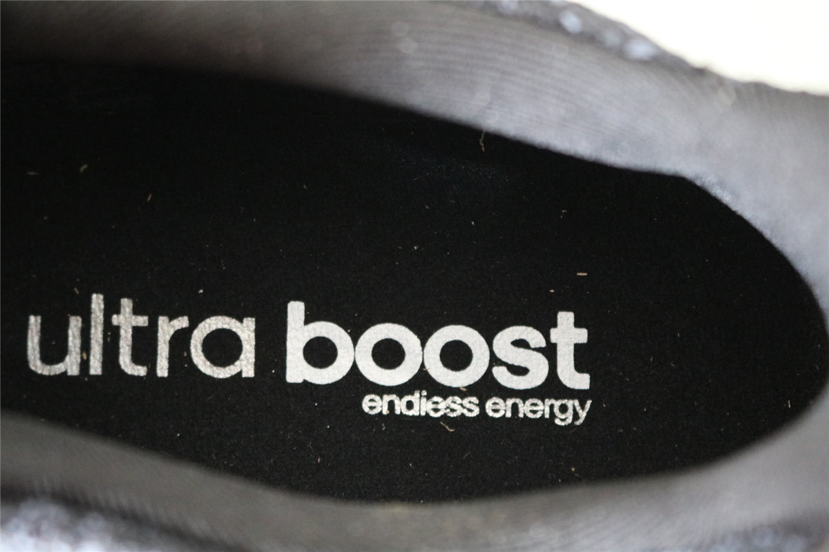 Adidas Ultra Boost Black UB 3.0