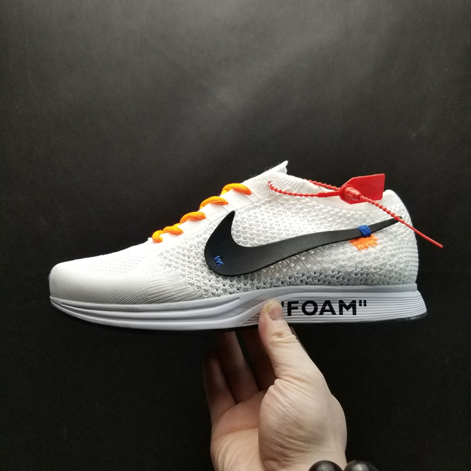 Off White X Nike Flyknit Racer OW Aa526628-100