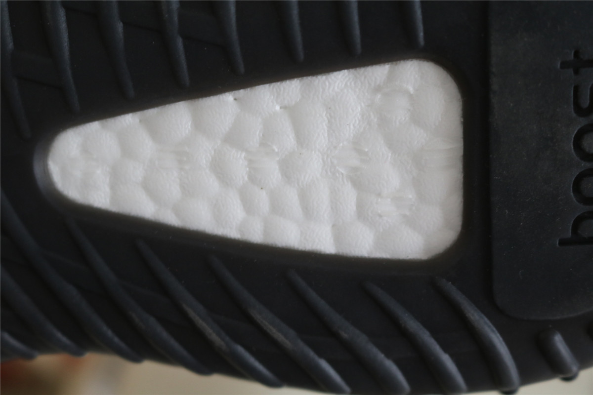 3rd Adidas Yeezy 350 V2 Boost Sply Core Black White