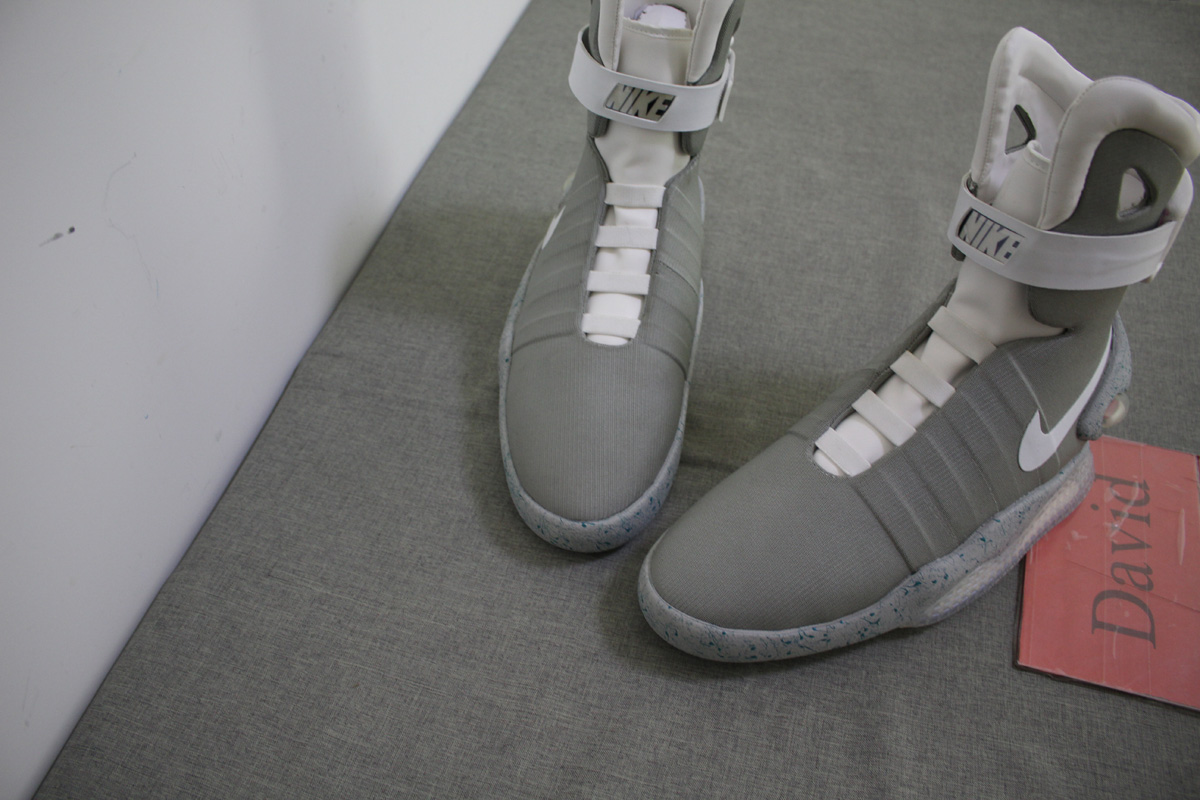 Nike Air Mag Back To Future(Dhl Shipping Only )