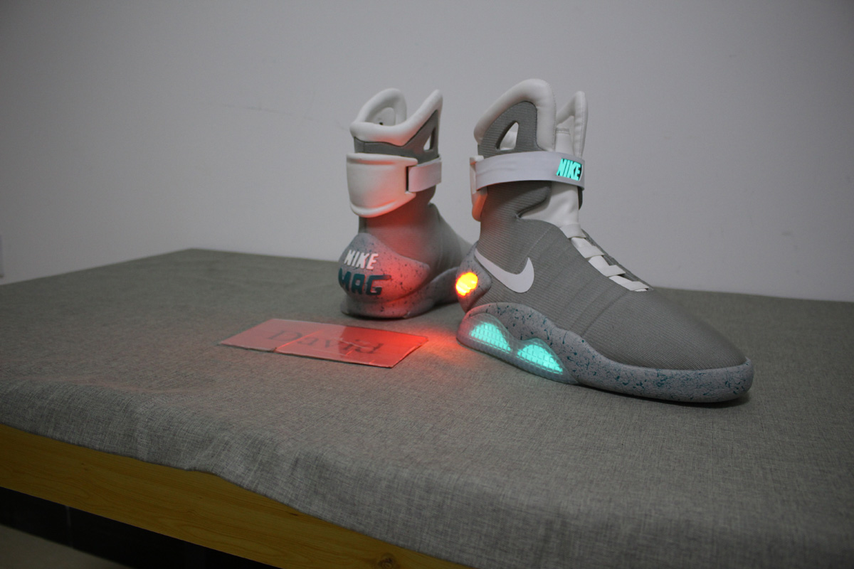 Nike Air Mag Back To Future(Dhl Shipping Only )