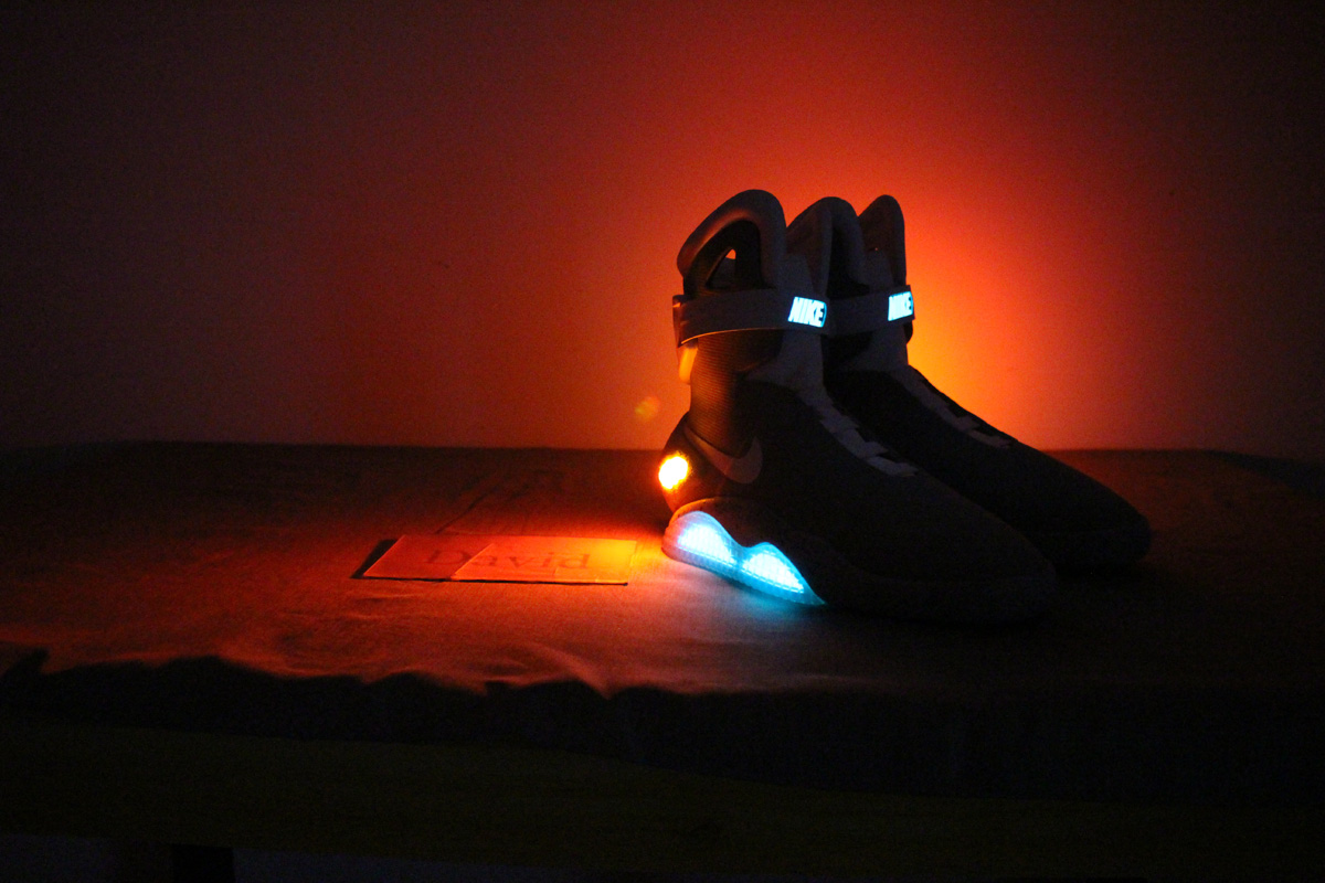 Nike Air Mag Back To Future(Dhl Shipping Only )