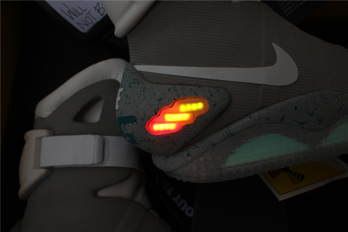 Nike Air Mag Back To Future(Dhl Shipping Only )