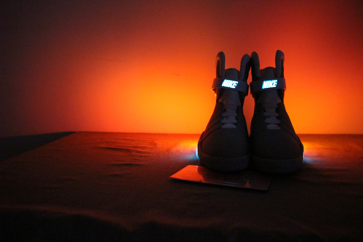 Nike Air Mag Back To Future(Dhl Shipping Only )