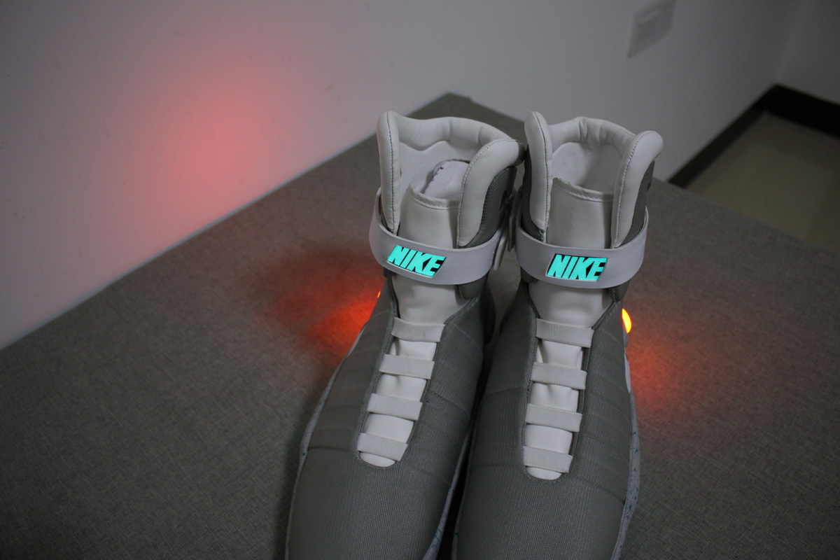 Nike Air Mag Back To Future(Dhl Shipping Only )