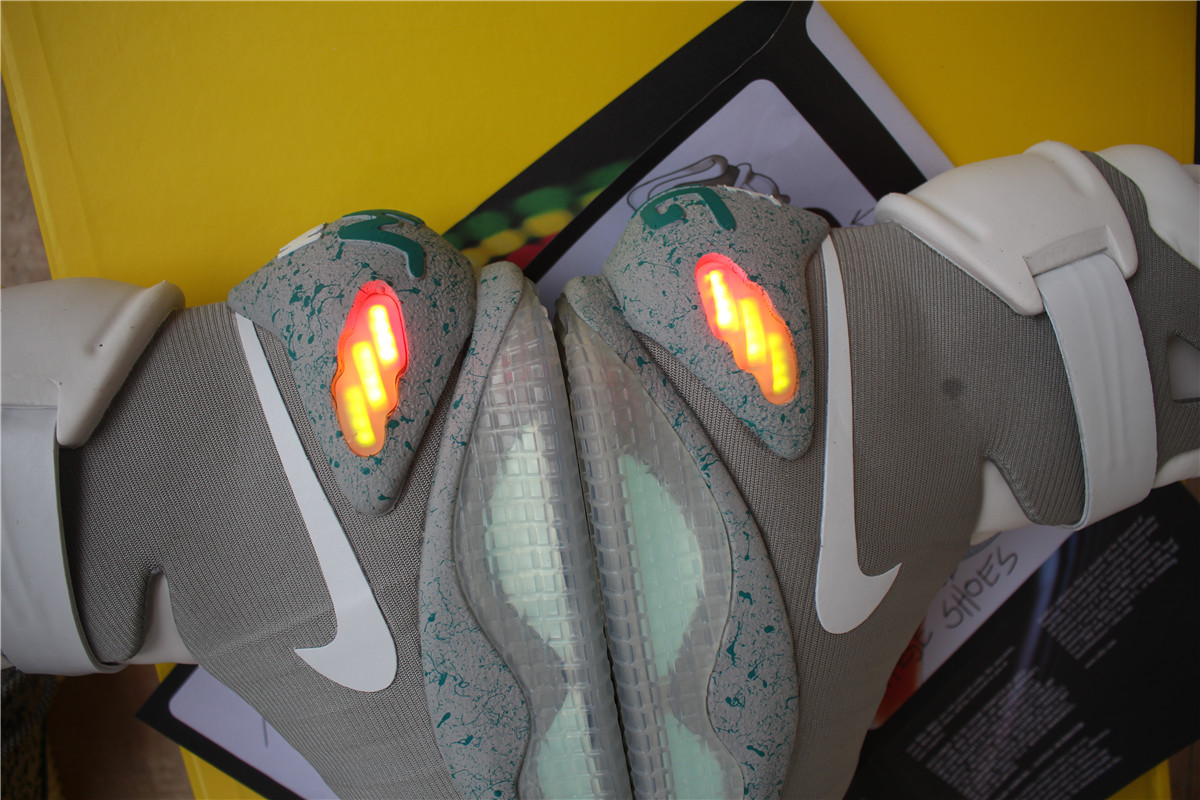 Nike Air Mag Back To Future(Dhl Shipping Only )