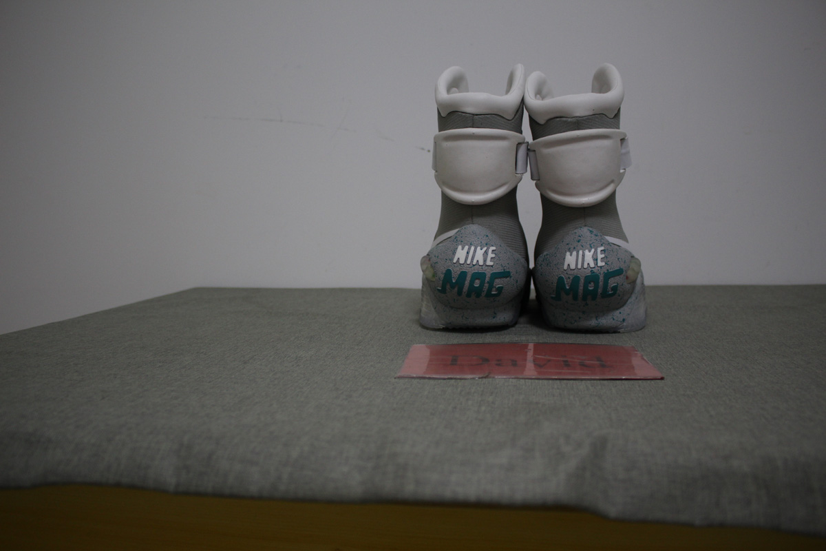 Nike Air Mag Back To Future(Dhl Shipping Only )
