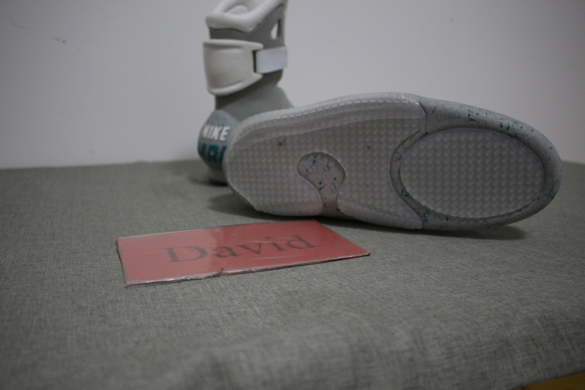 Nike Air Mag Back To Future(Dhl Shipping Only )
