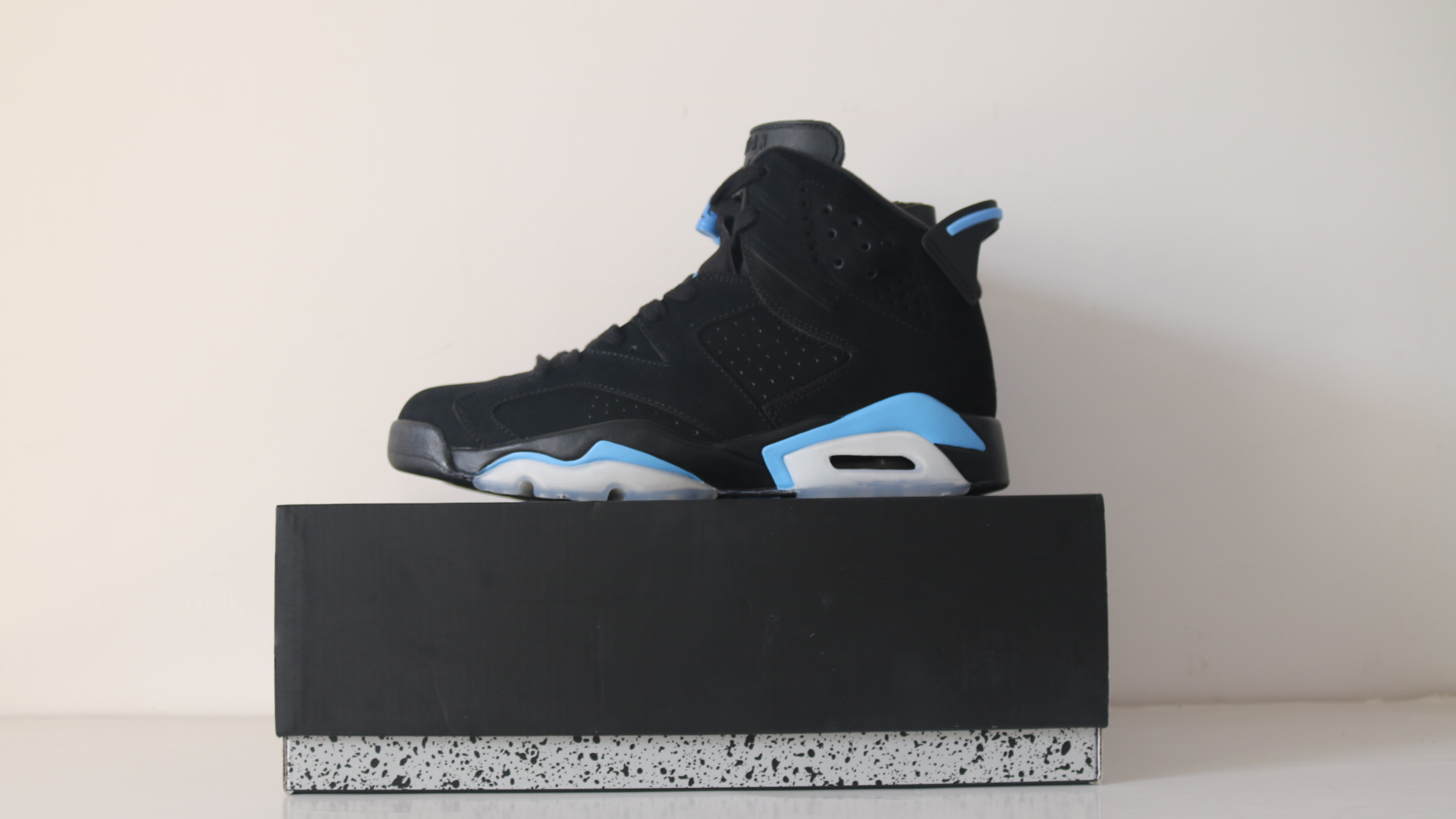 Authentic Air Jordan 6 Unc 2018