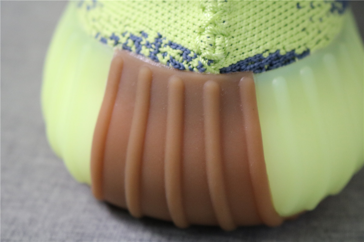 Yeezy Boost 350 V2 Semi Frozen Yellow