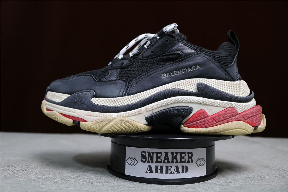 Nib Balenciaga Black/Red Triple S Trainer Sneakers