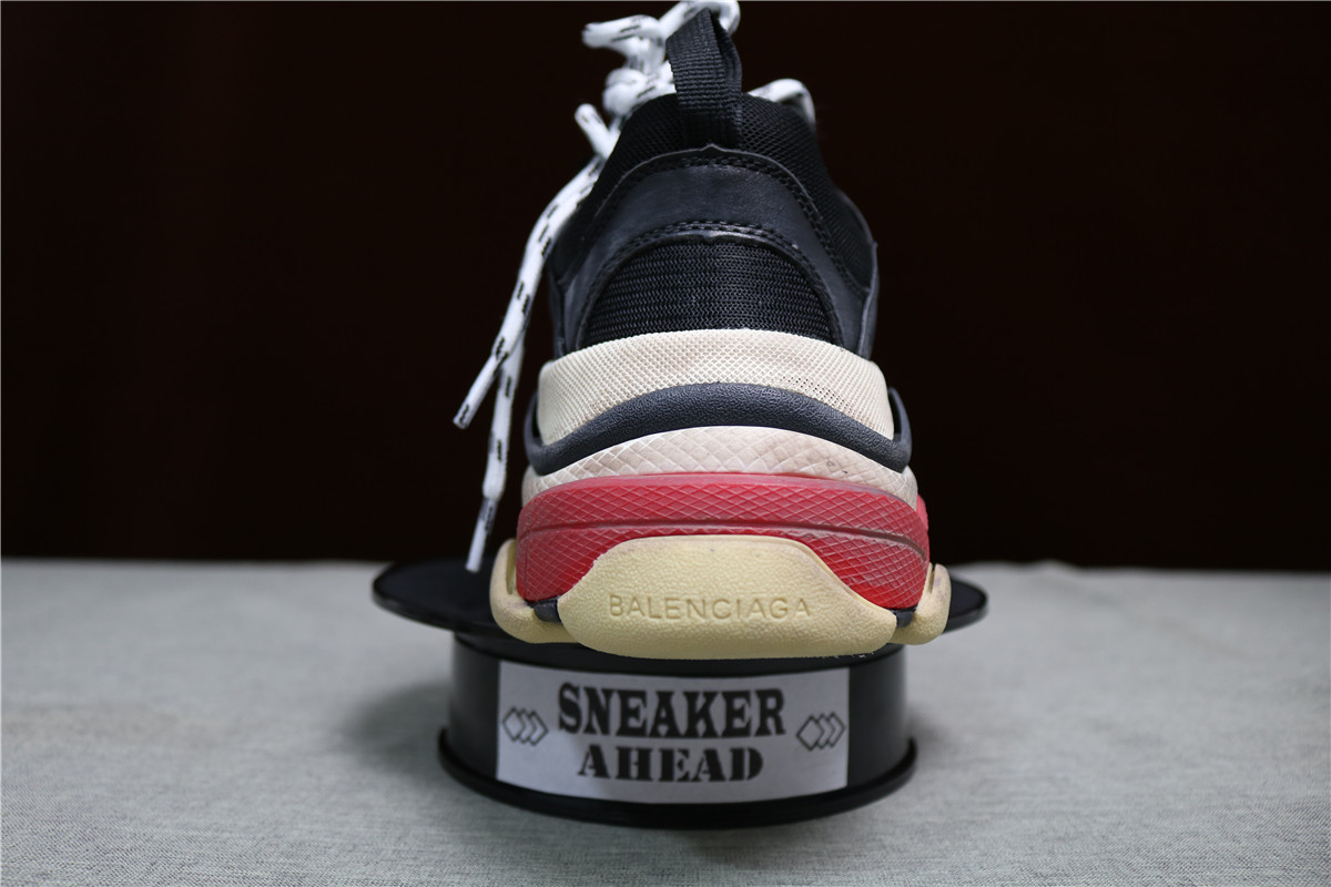 Nib Balenciaga Black/Red Triple S Trainer Sneakers