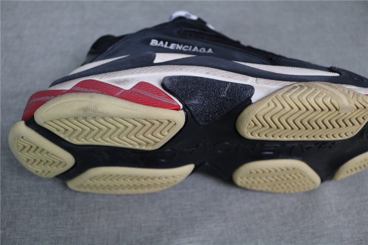 Nib Balenciaga Black/Red Triple S Trainer Sneakers
