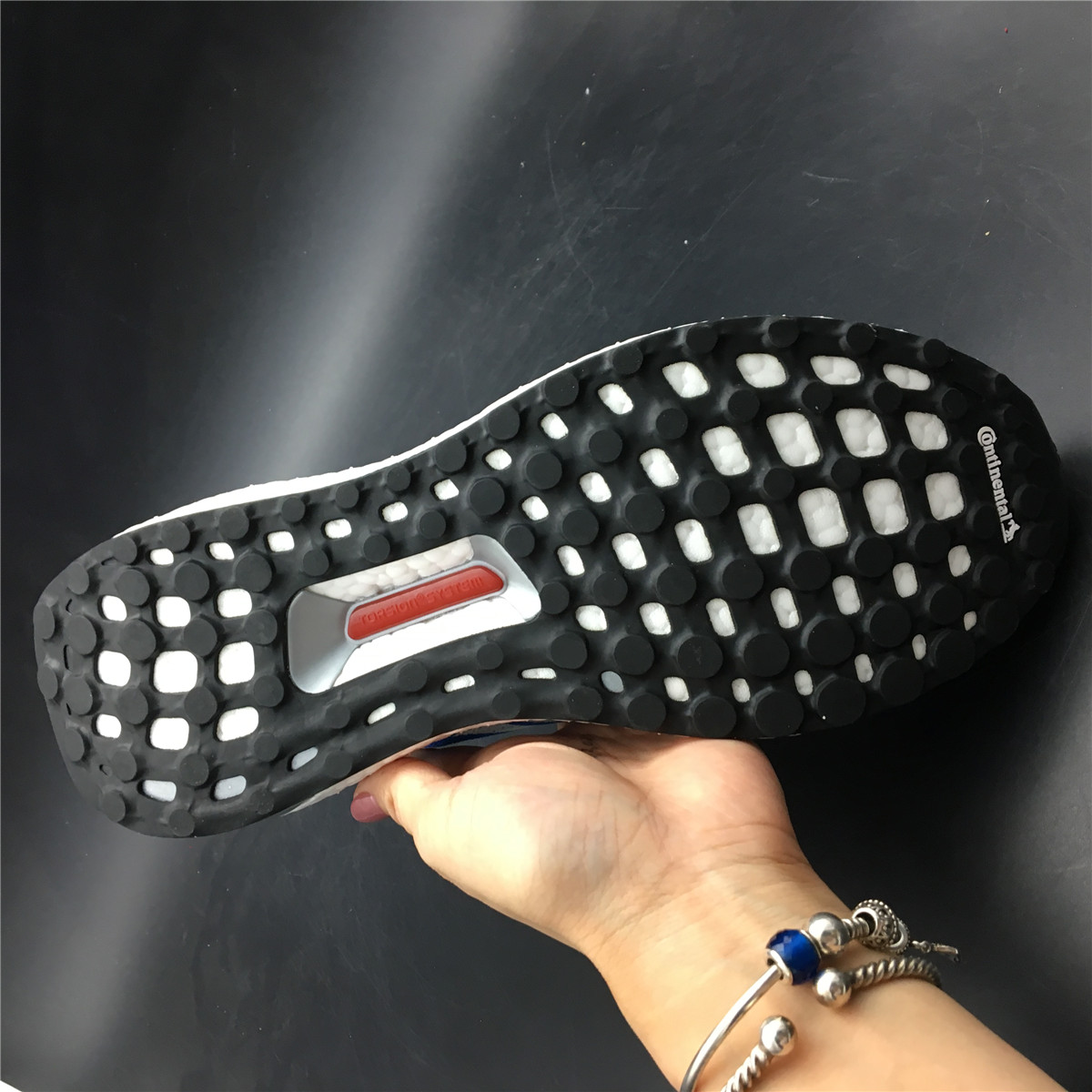 Ultra Boost Mid Run Thru Time