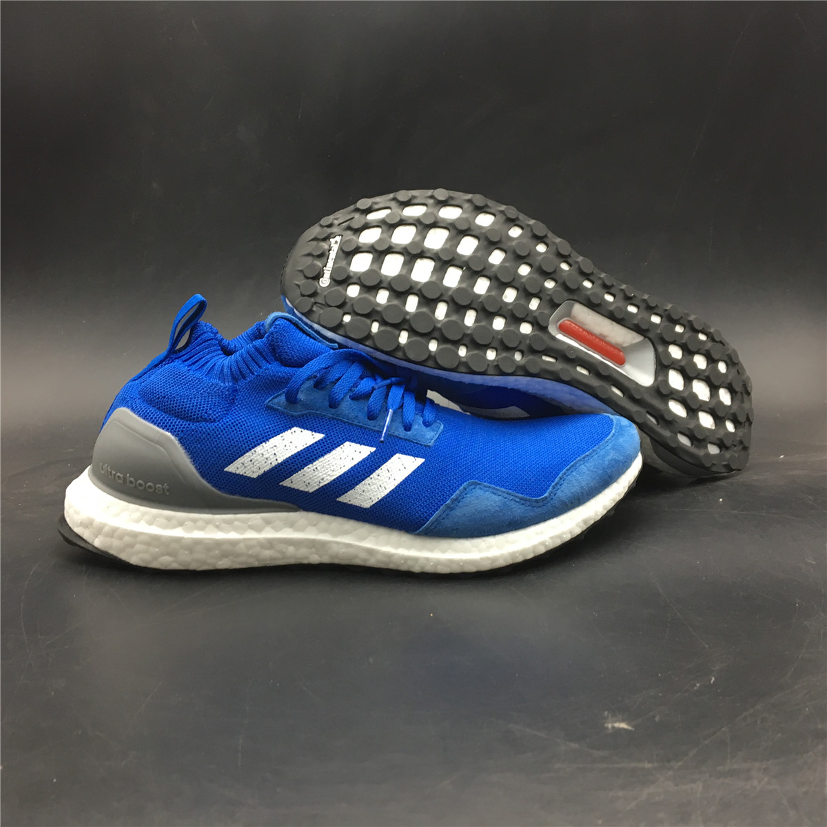 Ultra Boost Mid Run Thru Time
