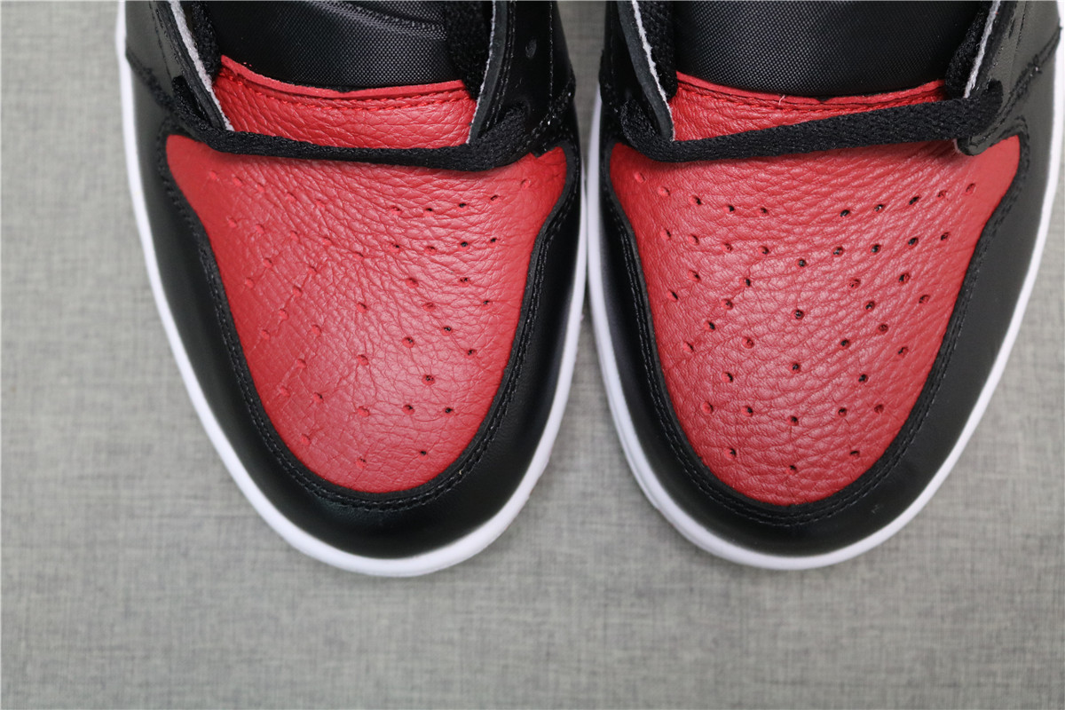 Air Jordan 1 Retro High OG Banned
