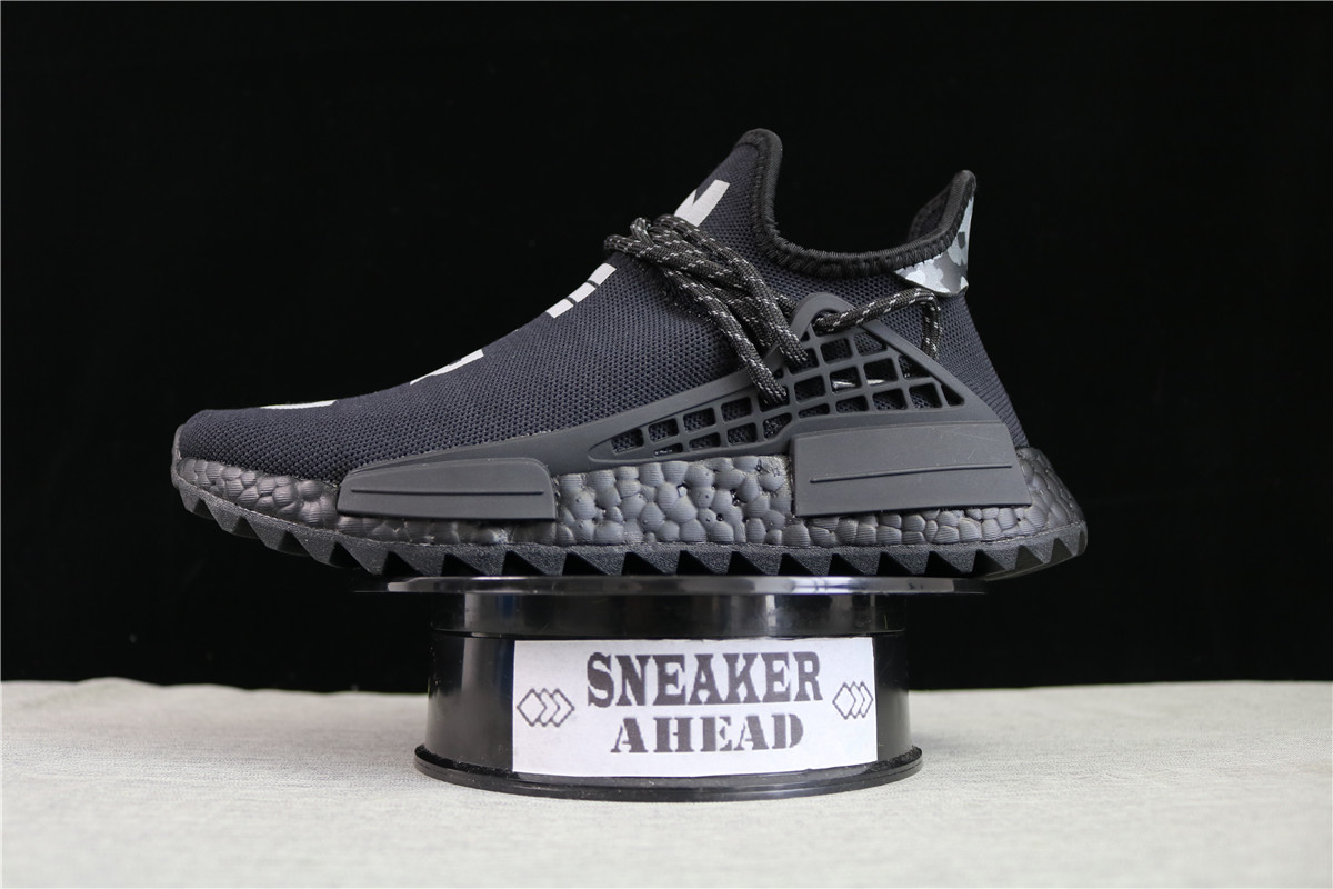 Pharrell X N.E.R.D. X NMD Trail Human Race 3m