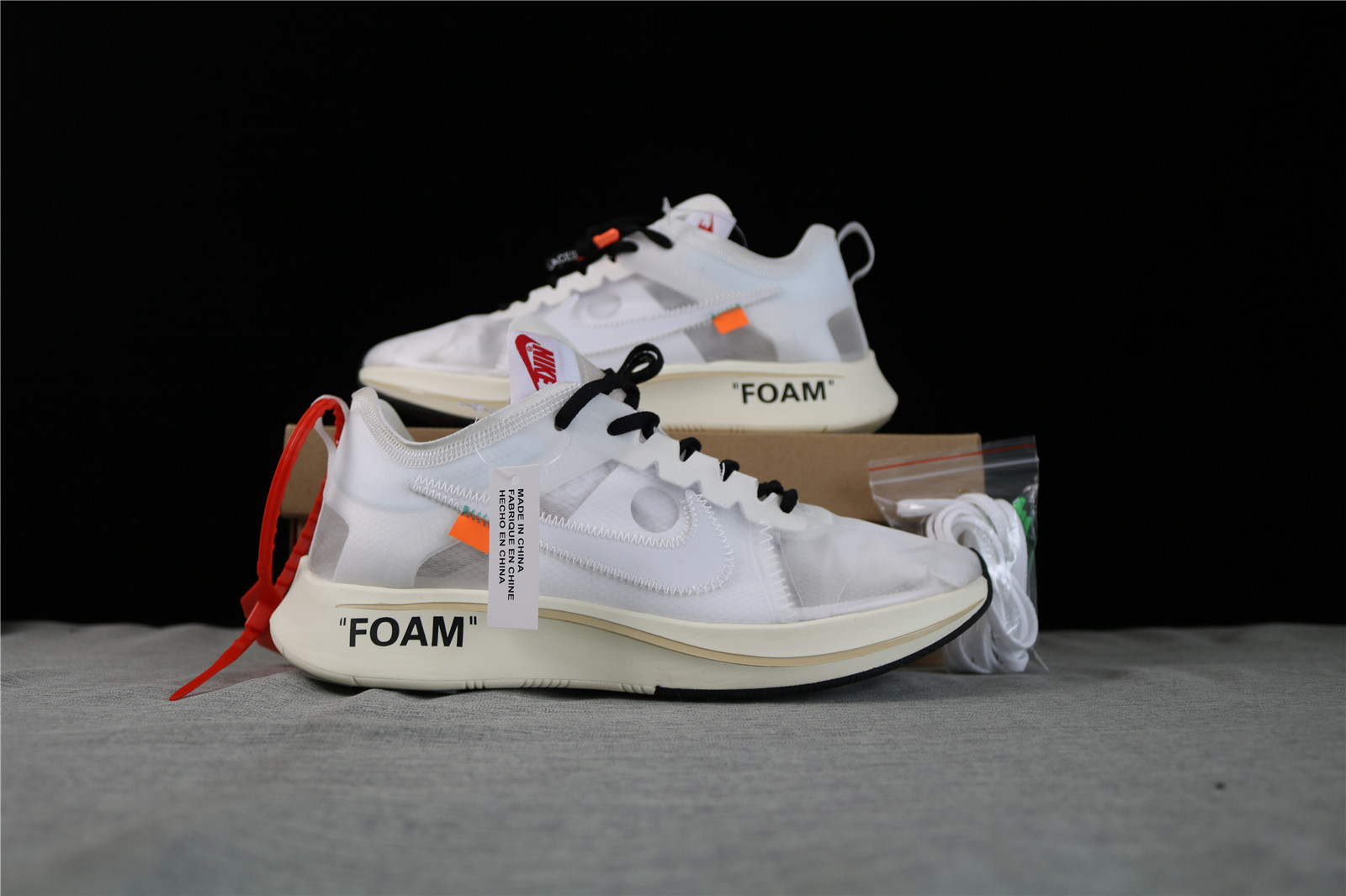 Nike The 10 Zoom Fly X Off White
