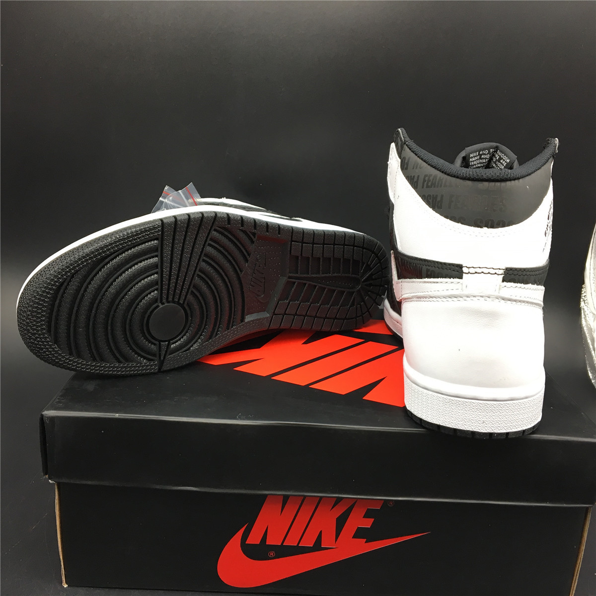 Air Jordan 1 Retro High OG Re2pect 3m Aj1