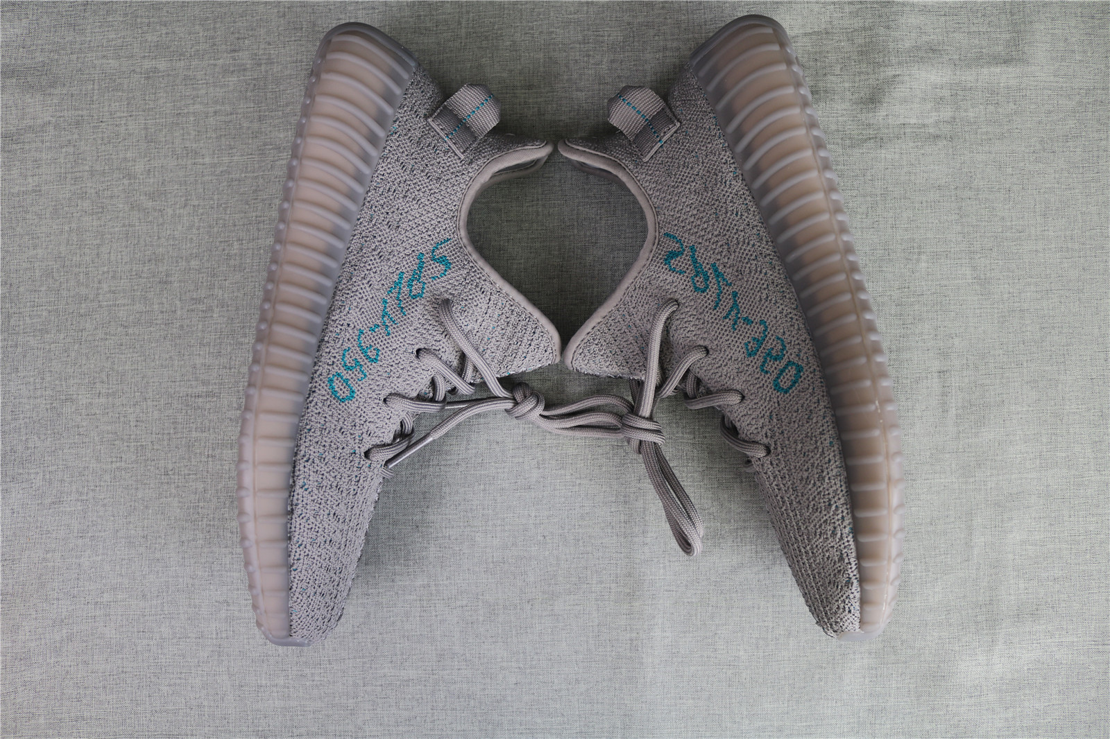 Adidas Yeezy 350 Boost V2