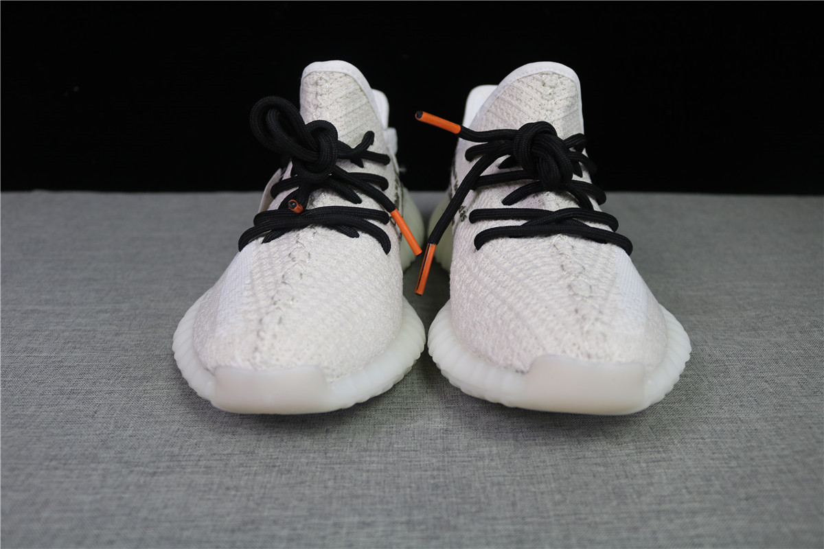 Yeezy Boost 350v2 Off White