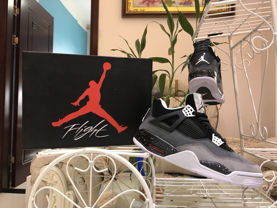 Air Jordan 4 Retro Fear Pack