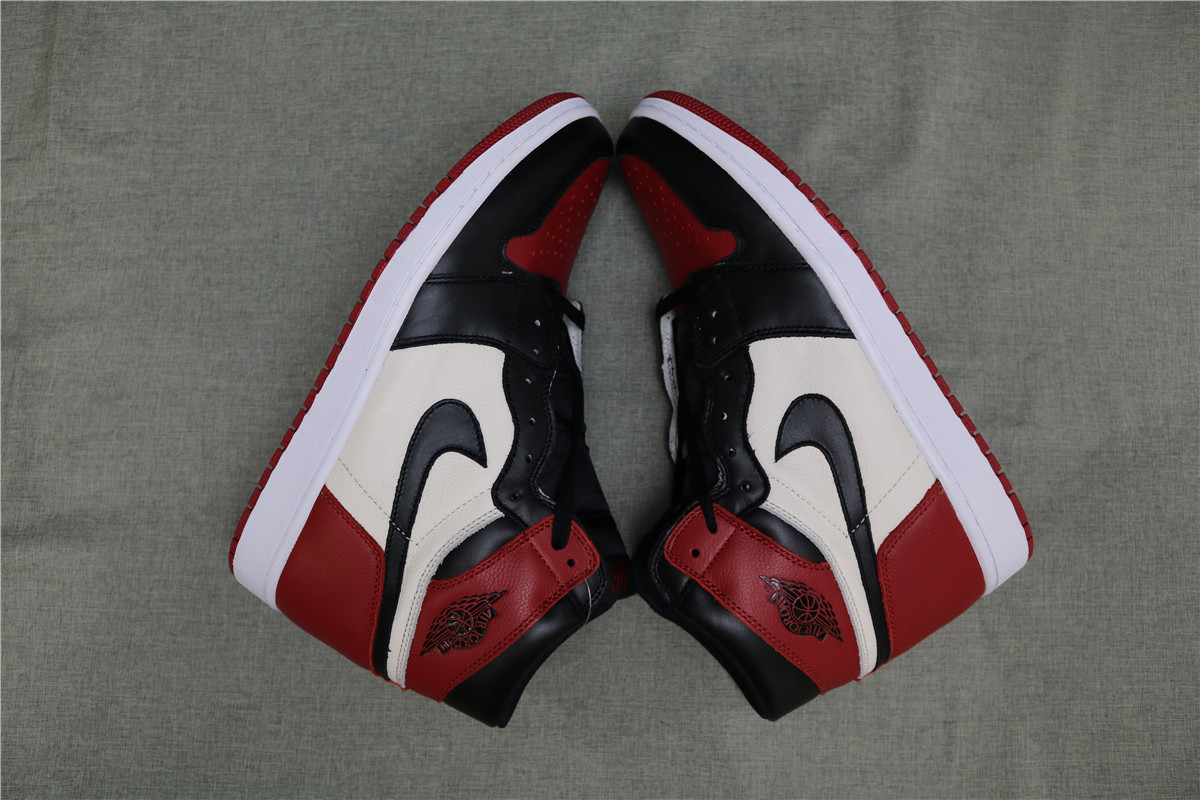 3rd Air Jordan 1 Retro High Bred Toe