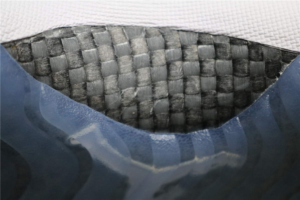 Jordan 11 Retro Low Cool Grey