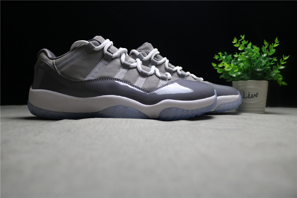 Jordan 11 Retro Low Cool Grey