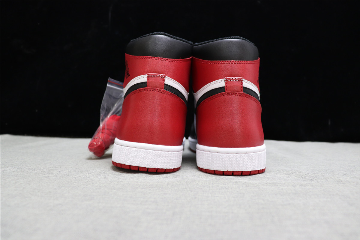 Jordan 1 Retro Black Toe (2018)