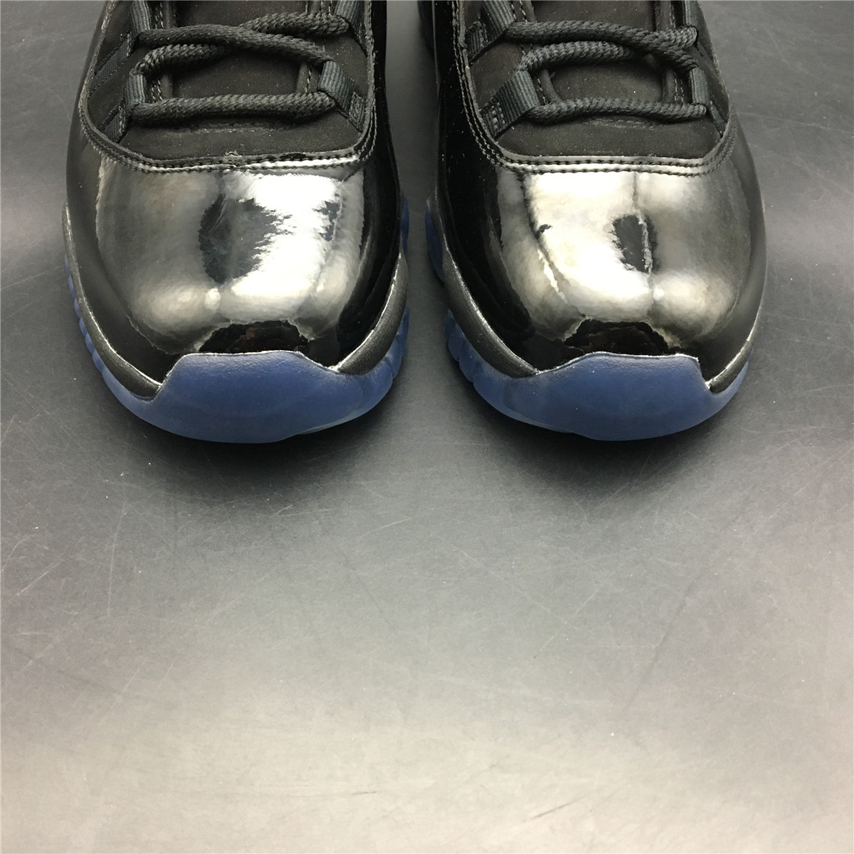 Air Jordan 11 Prom Night