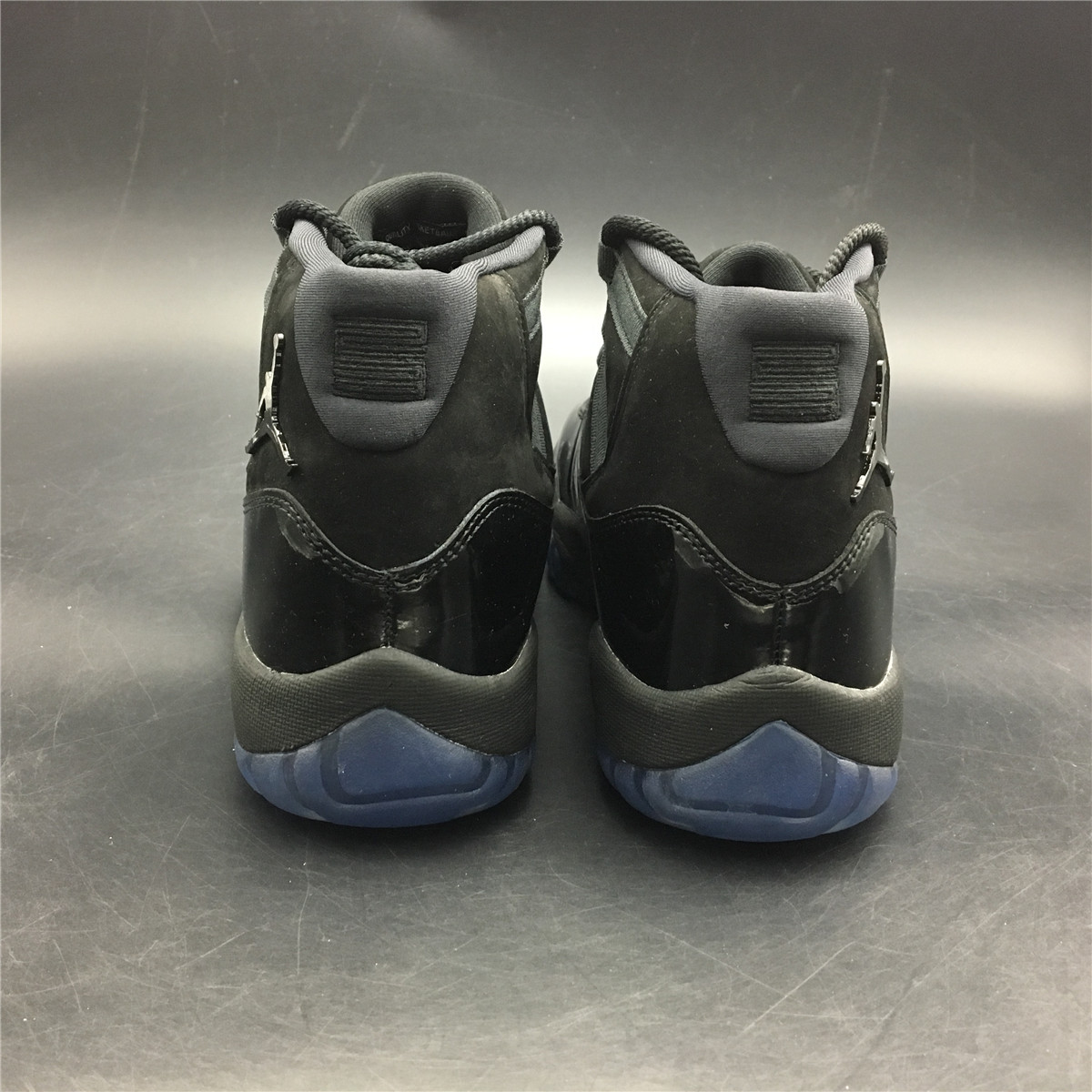 Air Jordan 11 Prom Night