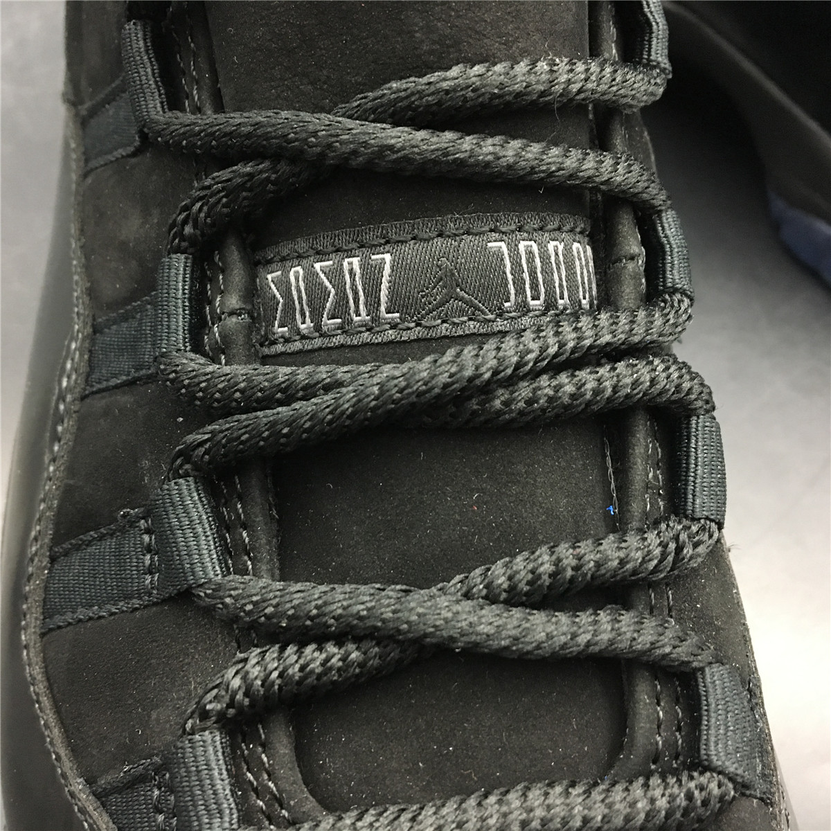 Air Jordan 11 Prom Night