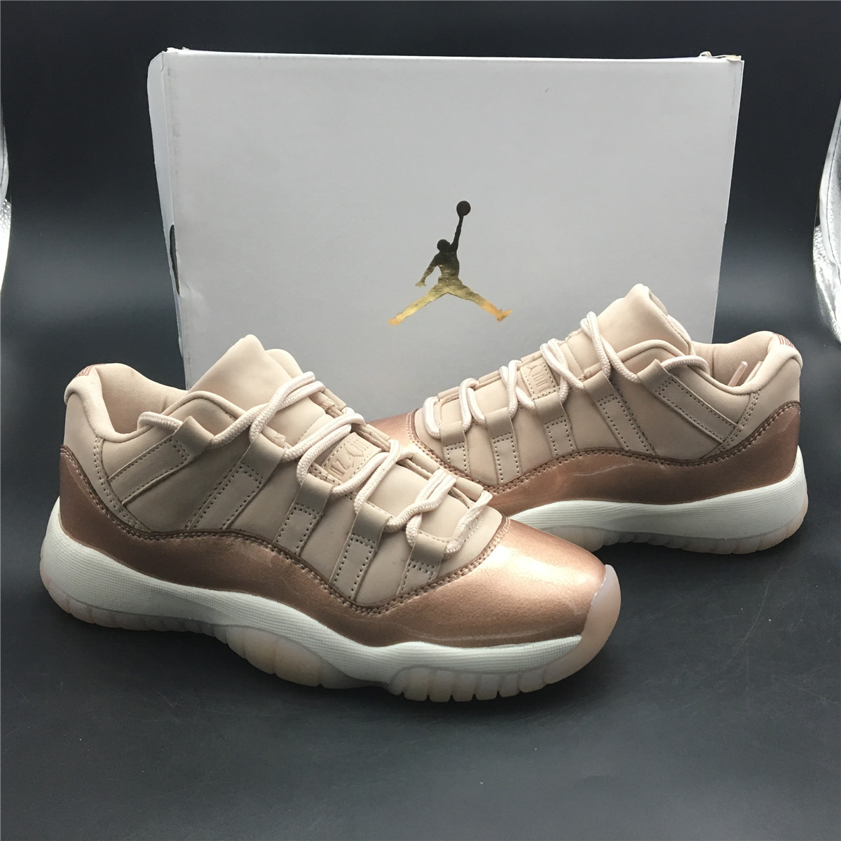 Air Jordan 11 Low GS Rose Gold