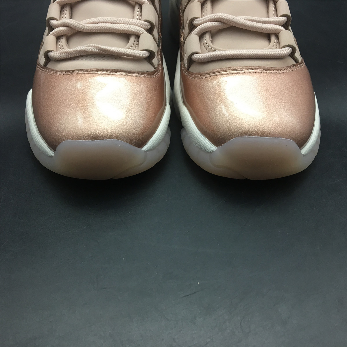 Air Jordan 11 Low GS Rose Gold